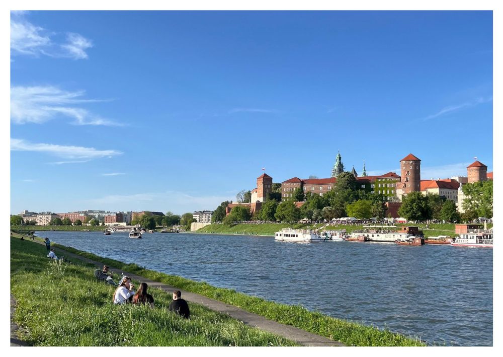 Bulwary Wiślane w Krakowie – spacerowa promenada nad Wisłą w centrum miasta
