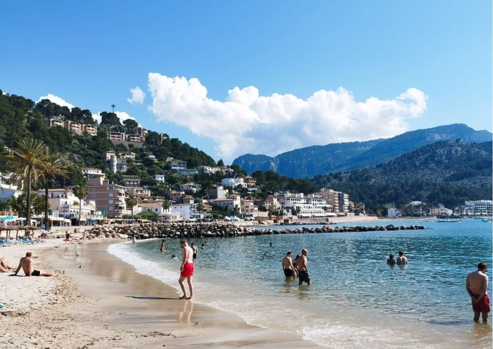 Plaża w Port de Soller na Majorce