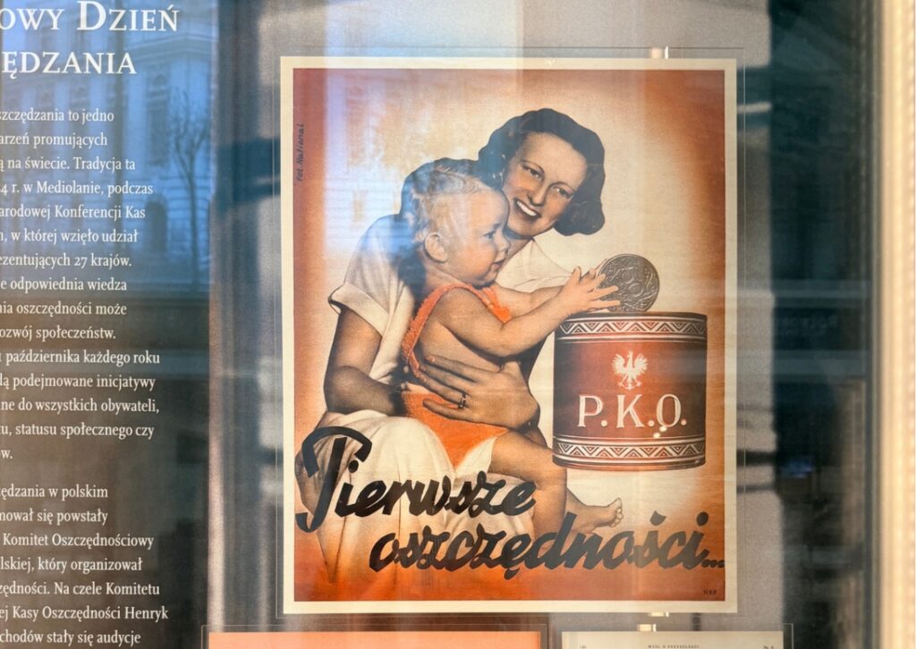 Fotografia na jednej z wystaw w Centrum Pieniądza NBP
